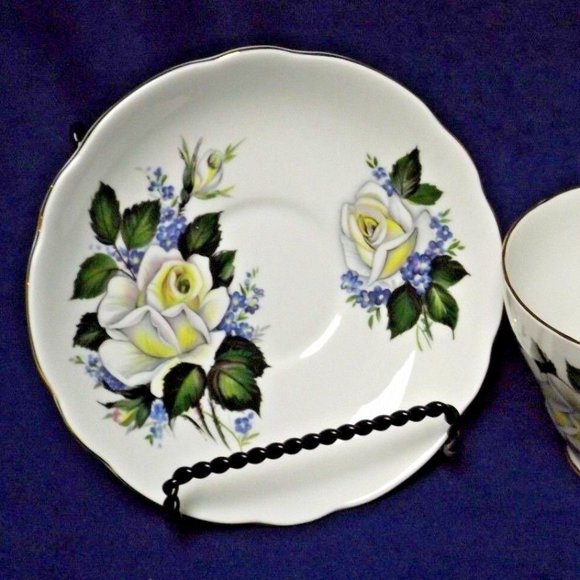 Regency English Bone China "Roses and Violets" Footed Tea Cup and Saucer - Picture 9 of 12